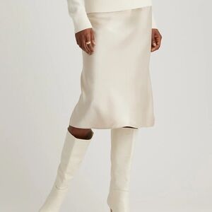 Like New Quince 100% Washable Silk Champagne XS Midi Skirt